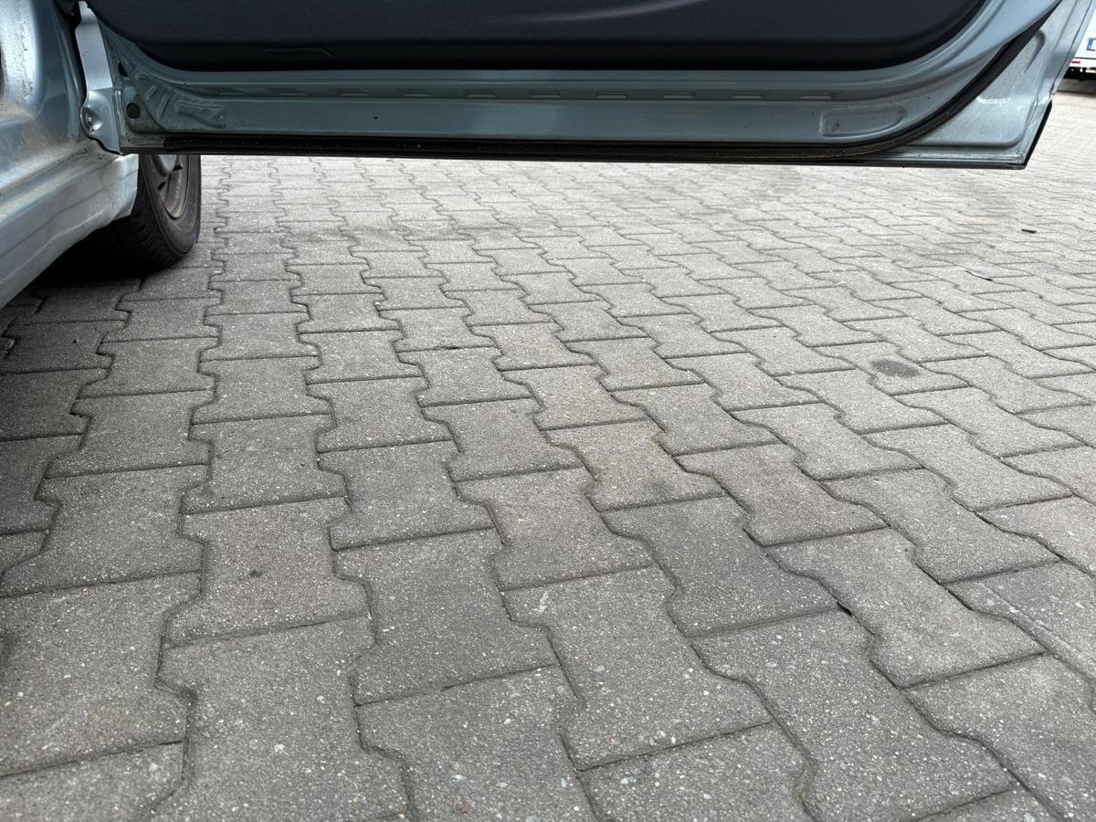Citroen C4 original Tür vorn rechts EYL Islandgrau Coupe Rohbau BJ07
